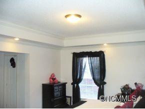 427 Spring Hollow Drive - Photo 2