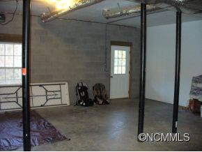 427 Spring Hollow Drive - Photo 18