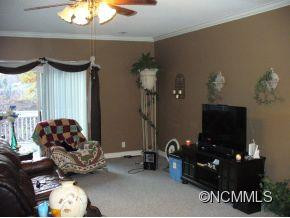 427 Spring Hollow Drive - Photo 6