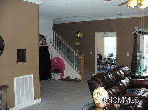 427 Spring Hollow Drive - Photo 7