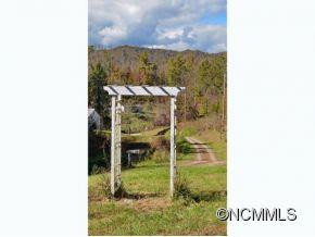 1192 FISHER LANE - Photo 2