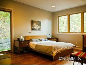 549 Sunset Drive - Photo 11