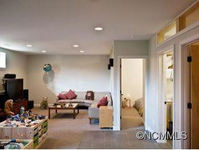 549 Sunset Drive - Photo 9
