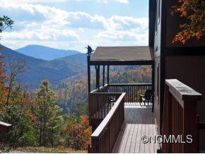 35 GLENCAIRN HEIGHTS - Photo 2