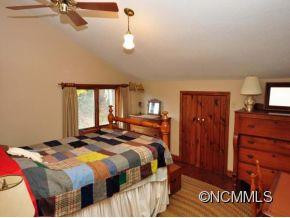 35 GLENCAIRN HEIGHTS - Photo 13