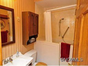 35 GLENCAIRN HEIGHTS - Photo 15