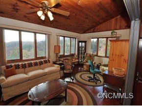 35 GLENCAIRN HEIGHTS - Photo 8