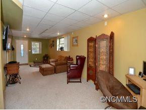 810 KNOLLWOOD DRIVE - Photo 3