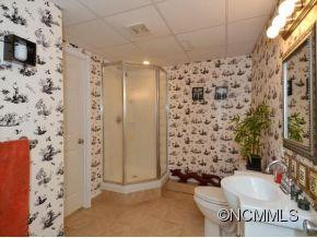 810 KNOLLWOOD DRIVE - Photo 10