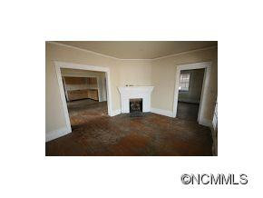 131 Broad St - Photo 4