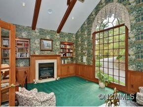 352 KENMURE DRIVE - Photo 11