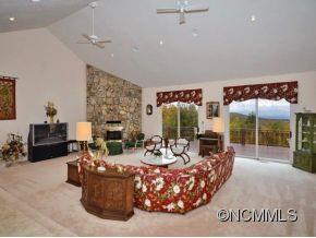 352 KENMURE DRIVE - Photo 4