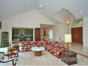 352 KENMURE DRIVE - Photo 6