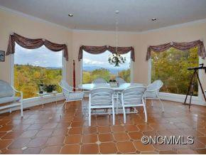 352 KENMURE DRIVE - Photo 10