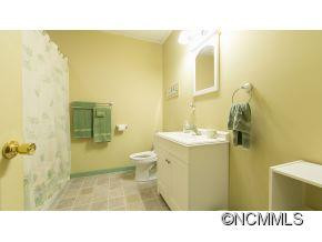 59 Woodcrest Drive - Photo 16