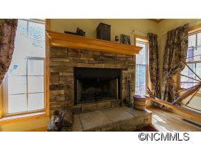 59 Woodcrest Drive - Photo 3