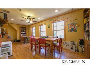 59 Woodcrest Drive - Photo 7