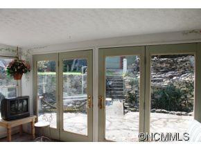 6635 Willow Road - Photo 13