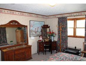 6635 Willow Road - Photo 10