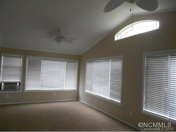 11 N. Marjorie Lane - Photo 4