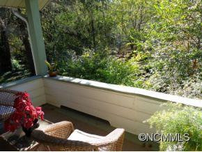 27 Sycamore Street - Photo 12