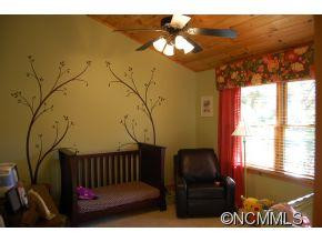 154 McElrath Road - Photo 9