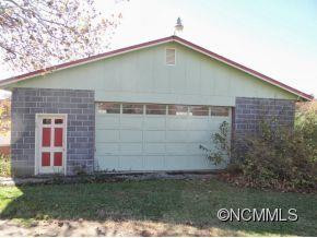 47 Lakeshore Drive - Photo 2