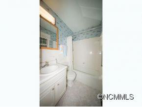 421 COMET DRIVE - Photo 12