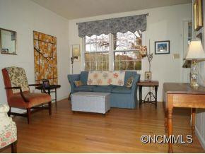 421 COMET DRIVE - Photo 3