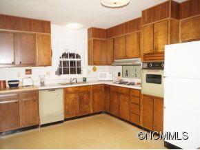 421 COMET DRIVE - Photo 5