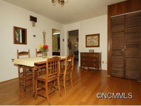 421 COMET DRIVE - Photo 8
