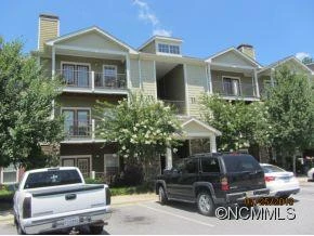 500 Vista Lake Drive #104