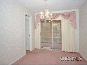322 S. RUGBY ROAD - Photo 5