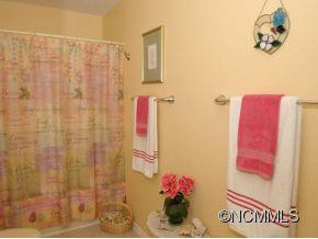 111 ROCKFIELD WAY - Photo 14