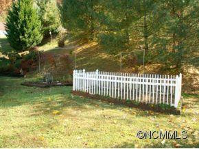 111 ROCKFIELD WAY - Photo 21