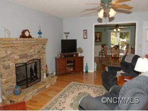 111 ROCKFIELD WAY - Photo 4