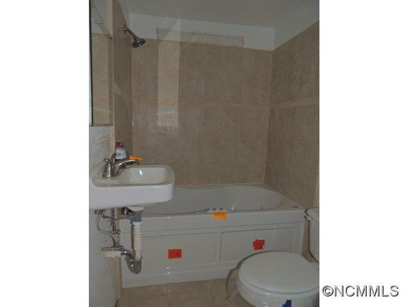 601 10TH STREET - Photo 7