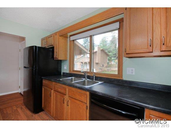 11 Hyannis Drive #2C - Photo 4