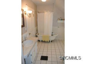 90 North Liberty Street - Photo 13