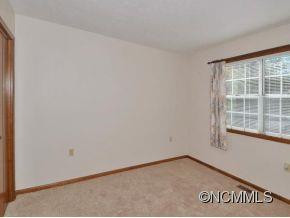 398 LAUREL PARK PLACE - Photo 11