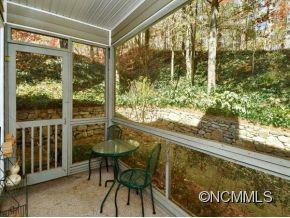 398 LAUREL PARK PLACE - Photo 13