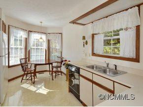 398 LAUREL PARK PLACE - Photo 8