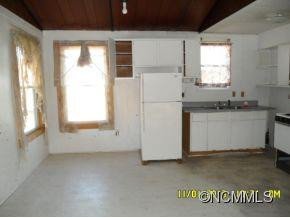 129 Edwards Street - Photo 8