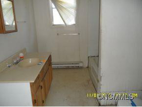 129 Edwards Street - Photo 10