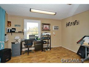 1132 Airport Rd - Photo 10