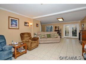 304 Jennifer Lane - Photo 14