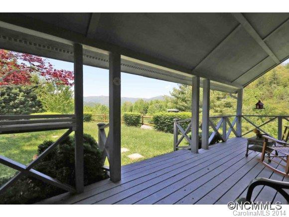 949 Maple Springs Drive - Photo 4