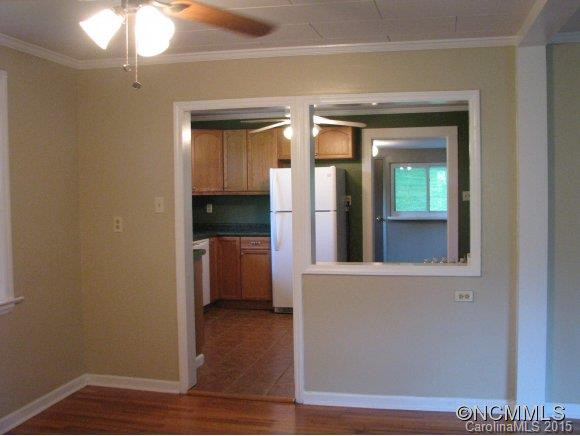 195 Curtis Creek Road - Photo 2
