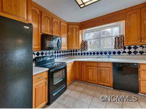 114 INDIANA AVENUE - Photo 8