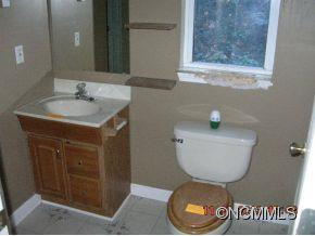 321 Treetops Drive - Photo 5
